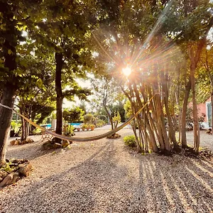 https://casale-di-b.it-romehotels.com